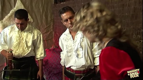 Alexis Myy har her epic gangbang where all her holed are heavily pierced by dicks
